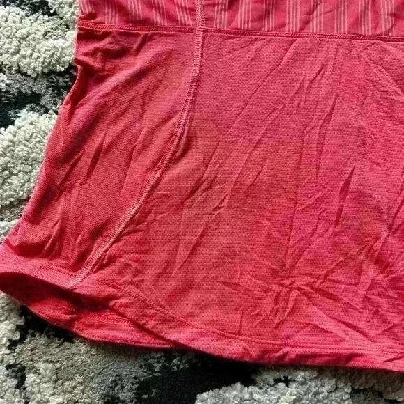 Lululemon Coral Pink Stride Tech Run Cap Sleeve Tee w/ Mesh Panel Womens Size 10 - Picture 9 of 10